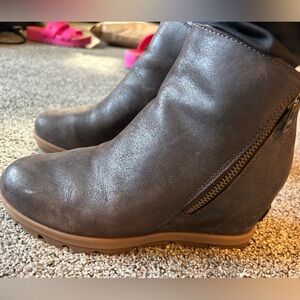 women’s Sorel Joan of Arctic wedge boots
